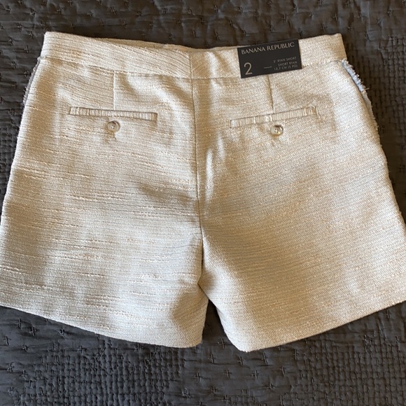 NWT Banana Republic Shorts - Picture 4 of 6